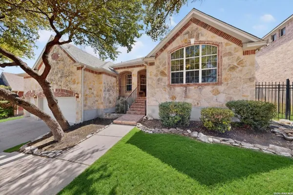 $600,000 | 13135 Spring Run, Helotes, TX 78023