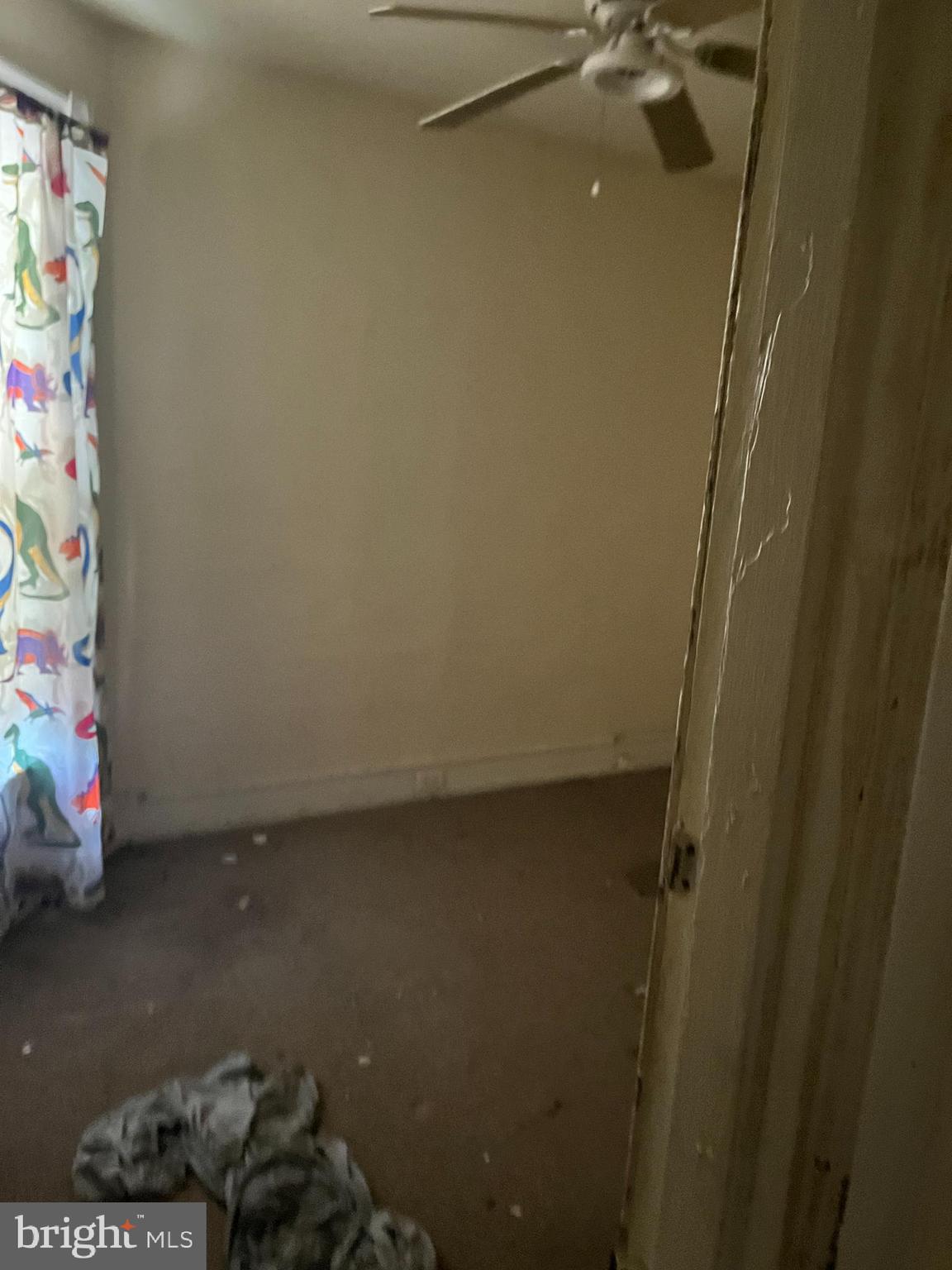 Middle Bedroom