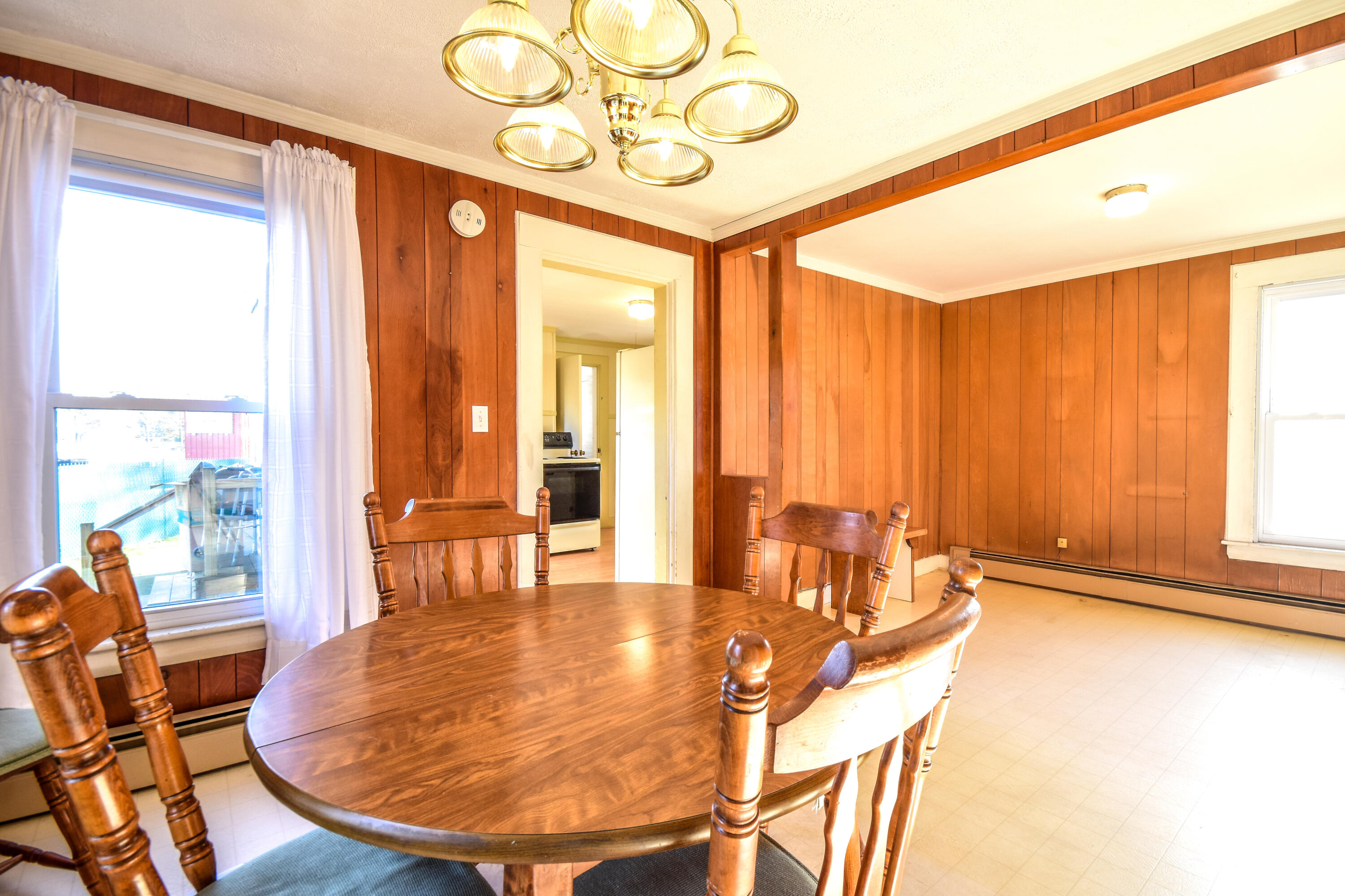 34 Rochester Street Westbrook, ME 04092 - Photo 9 of 39 34Rochester-31