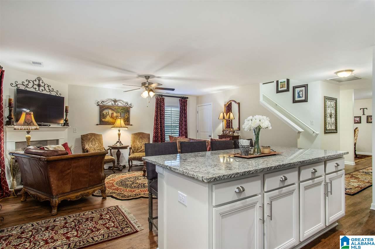832 Huntington Trace Chelsea, AL 35043 - Photo 12 of 32