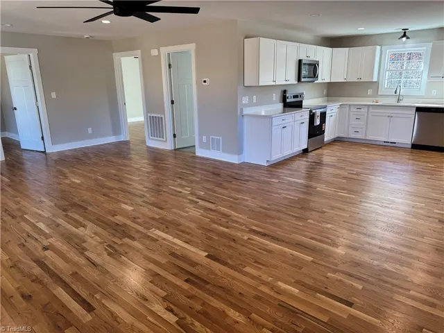 $199,000 | 208 Meadow Run Lane, Lexington, NC 27292