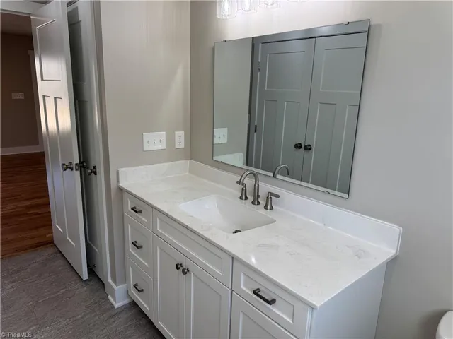 $199,000 | 208 Meadow Run Lane, Lexington, NC 27292