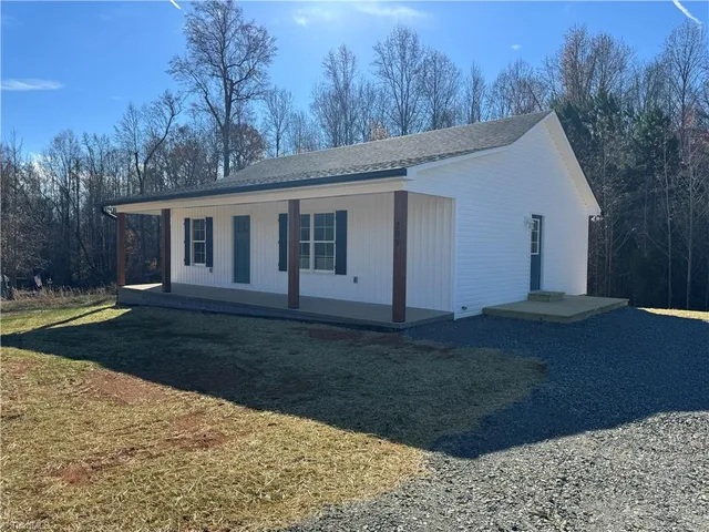 $199,000 | 208 Meadow Run Lane, Lexington, NC 27292