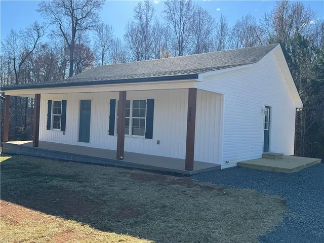 $199,000 | 208 Meadow Run Lane, Lexington, NC 27292