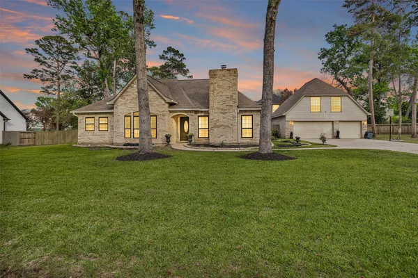 $499,000 | 21310 Atascocita Point Drive, Humble, TX 77346