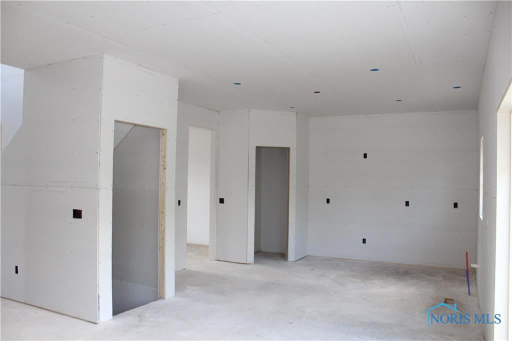 5061 Giverny Road Oregon, OH 43616 - Photo 7 of 21 Gallery Image 7