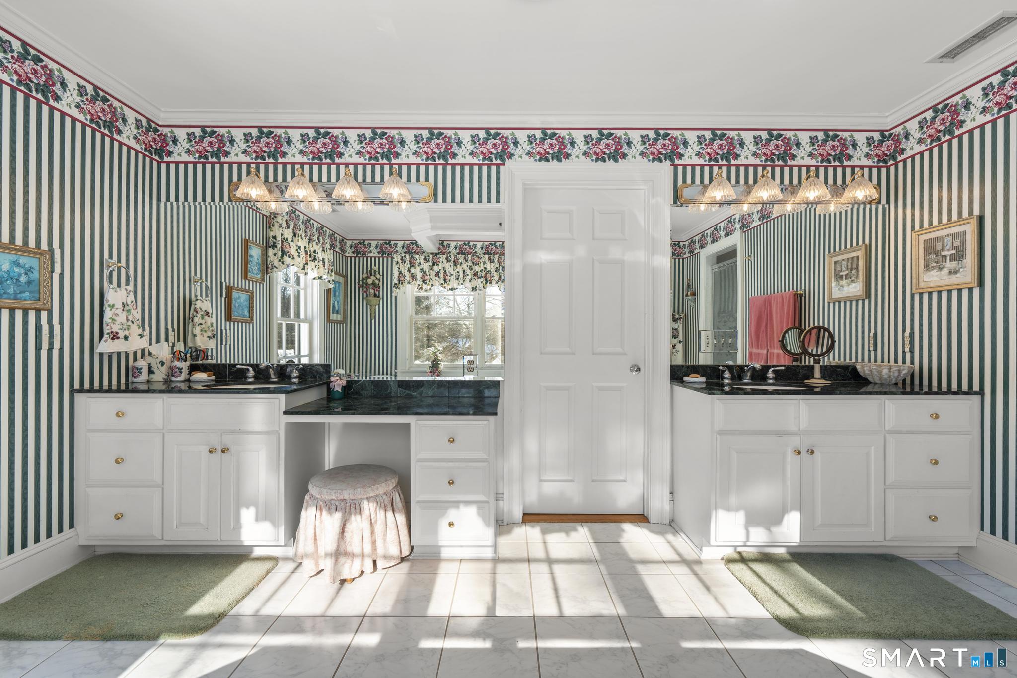 9 Perkins Road Woodbridge, CT 06525 - Photo 28 of 38