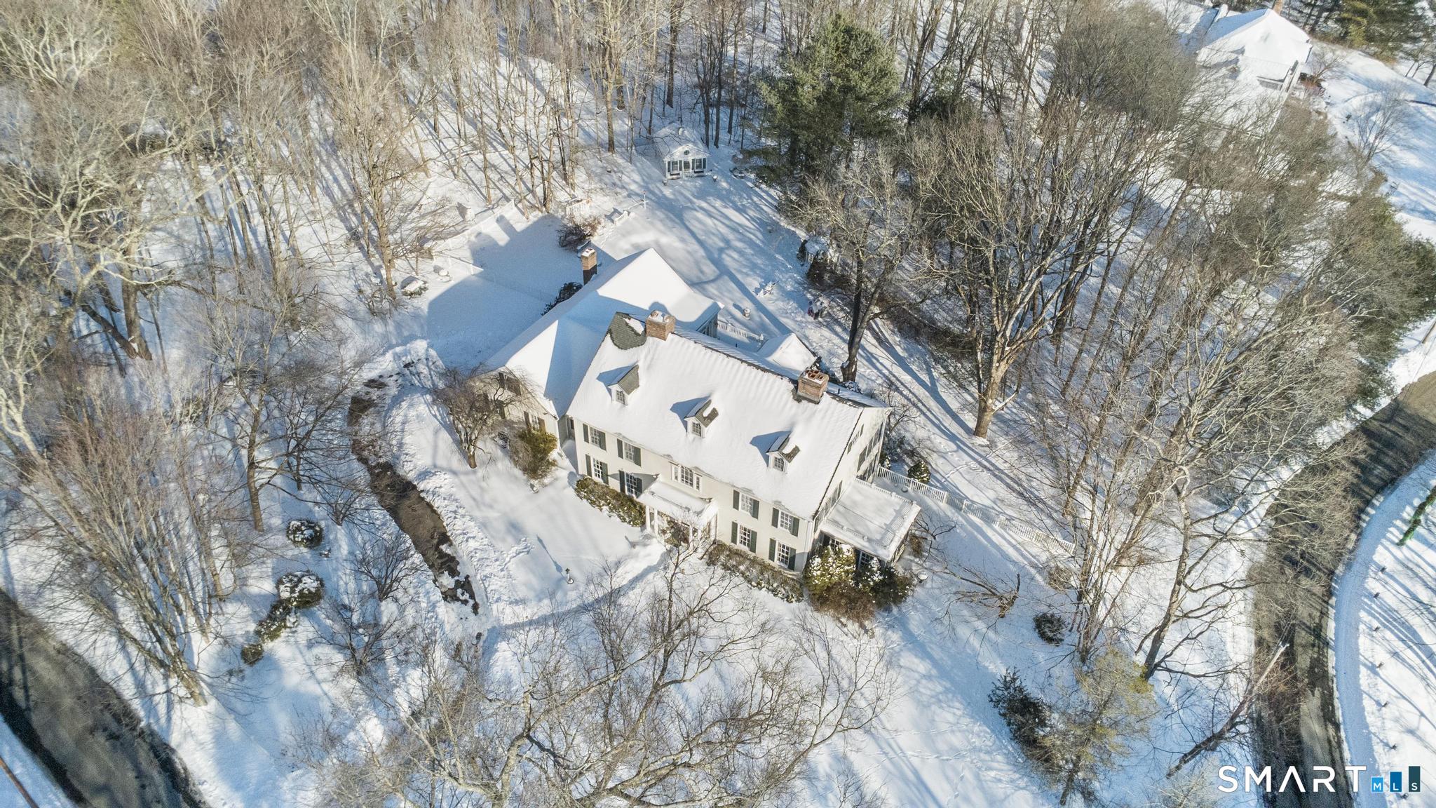 9 Perkins Road Woodbridge, CT 06525 - Photo 3 of 38