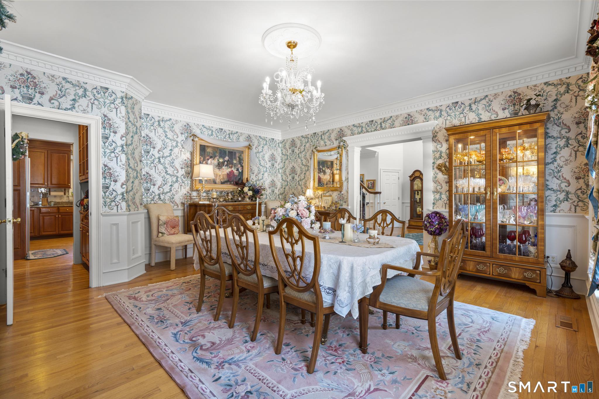 9 Perkins Road Woodbridge, CT 06525 - Photo 7 of 38