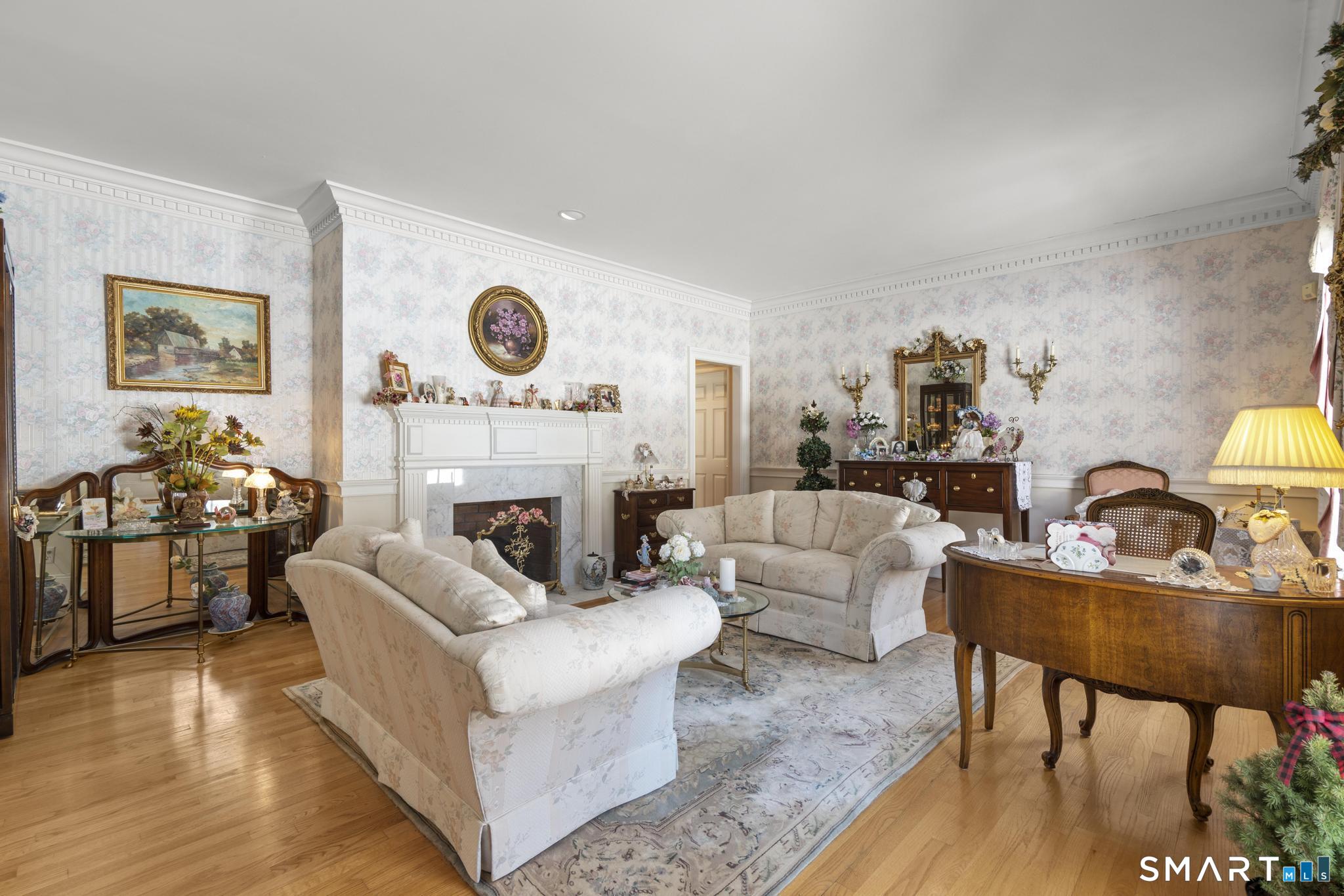 9 Perkins Road Woodbridge, CT 06525 - Photo 8 of 38