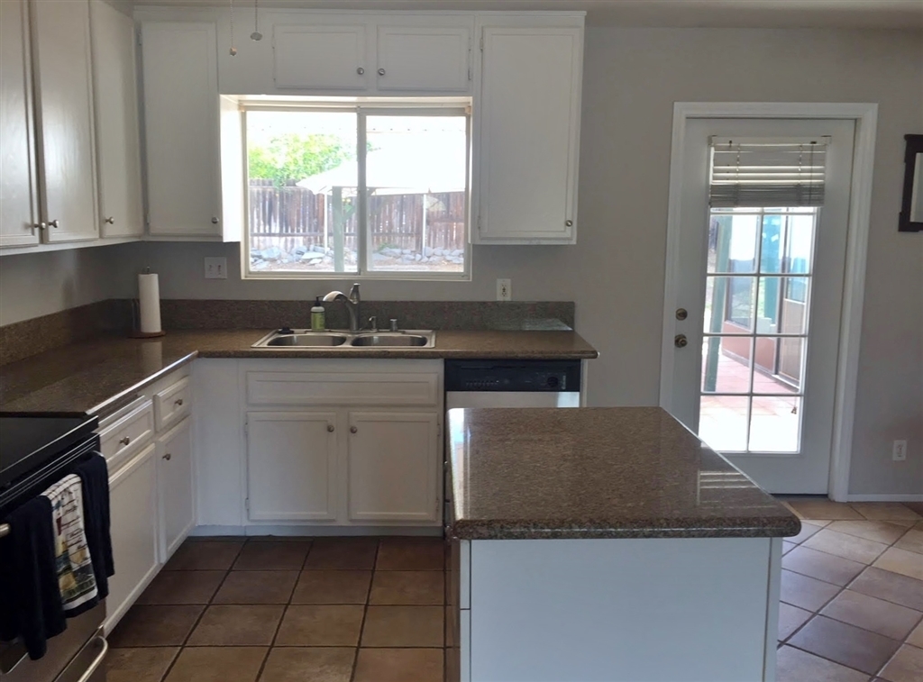2875 Quail Road Escondido, CA 92026 - Photo 3 of 25