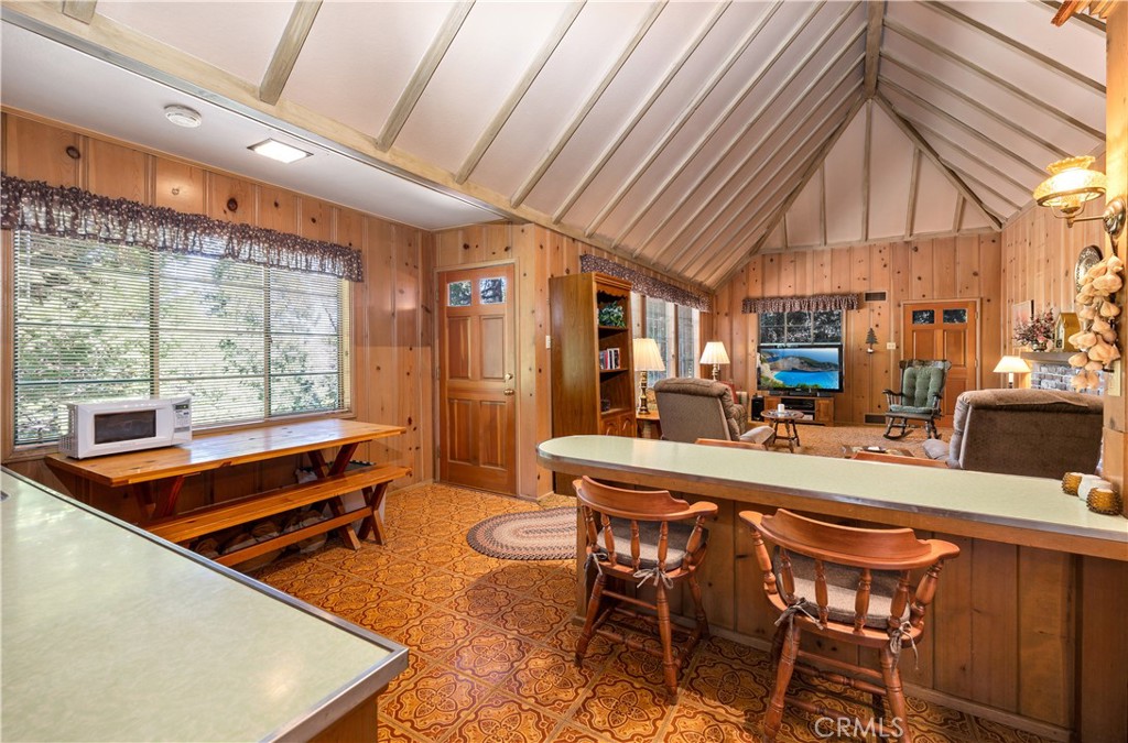 29059 Hook Creek Road Cedar Glen, CA 92321 - Photo 13 of 39