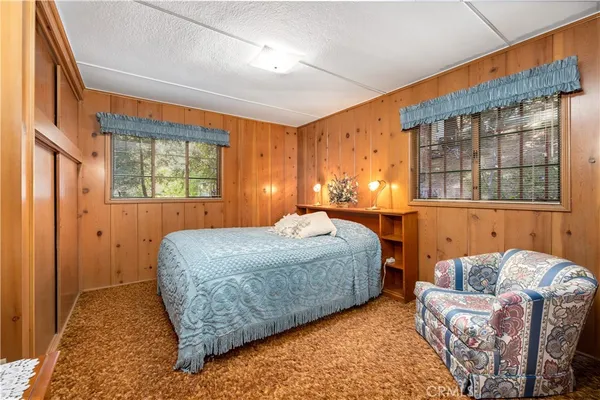 $379,000 | 29059 Hook Creek Road, Cedar Glen, CA 92321