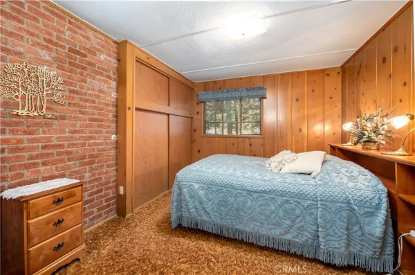 $379,000 | 29059 Hook Creek Road, Cedar Glen, CA 92321