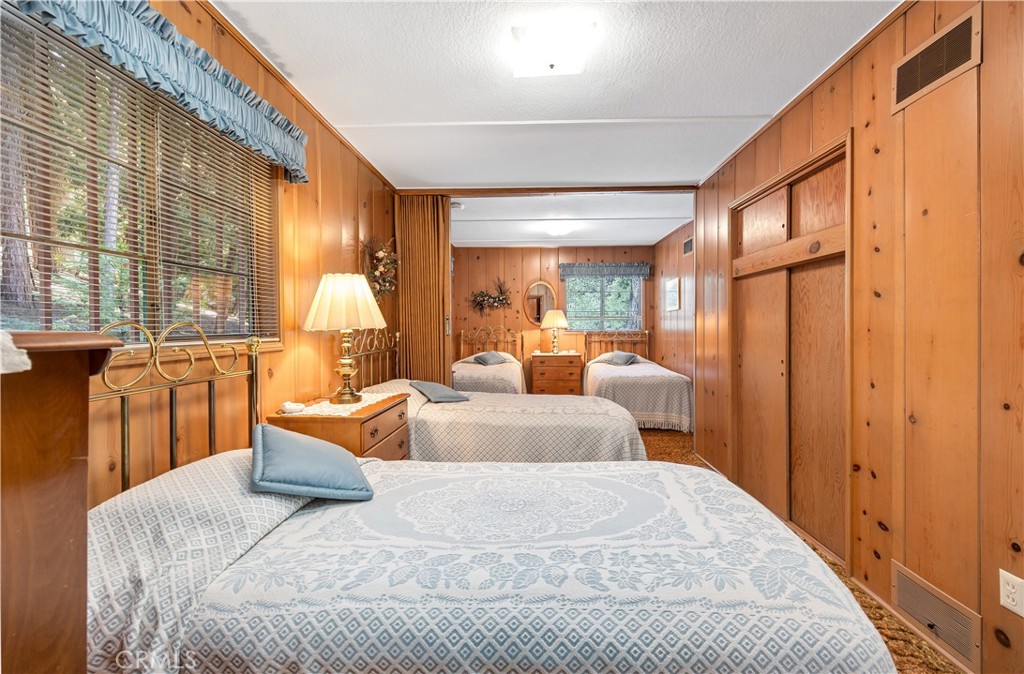 29059 Hook Creek Road Cedar Glen, CA 92321 - Photo 27 of 39