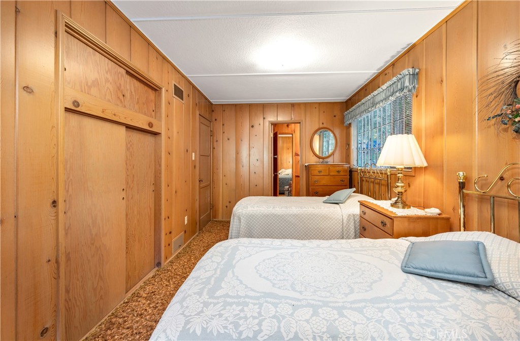 29059 Hook Creek Road Cedar Glen, CA 92321 - Photo 28 of 39