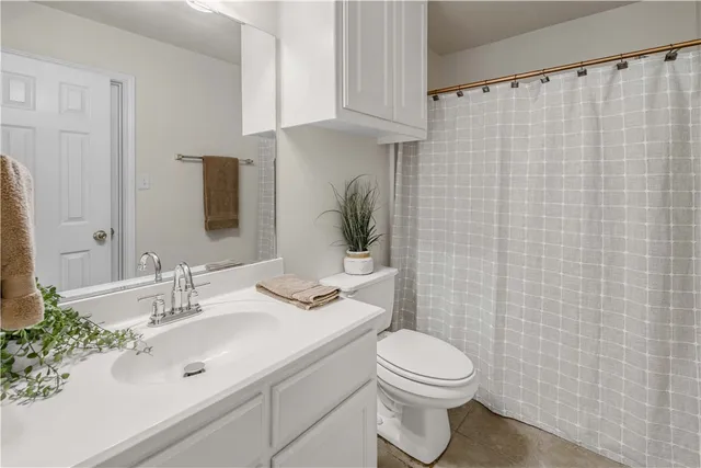 $455,000 | 901 Crepe Myrtle Street, College Station, TX 77845