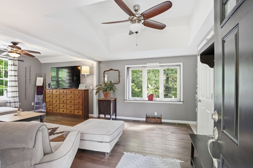 11 Mt Paul Road Tyngsborough, MA 01879 - Photo 9 of 42