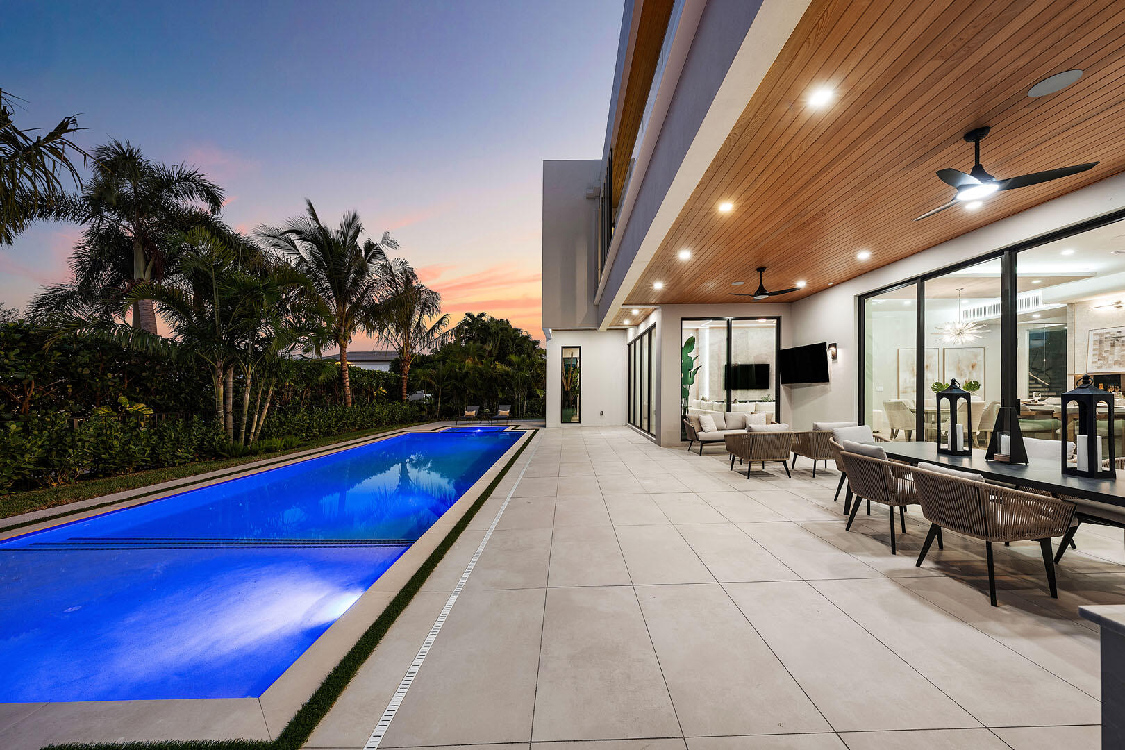 2240 Date Palm Road Boca Raton, FL 33432 - Photo 78 of 89 2240_Date_Palm_Road_Dusk_11