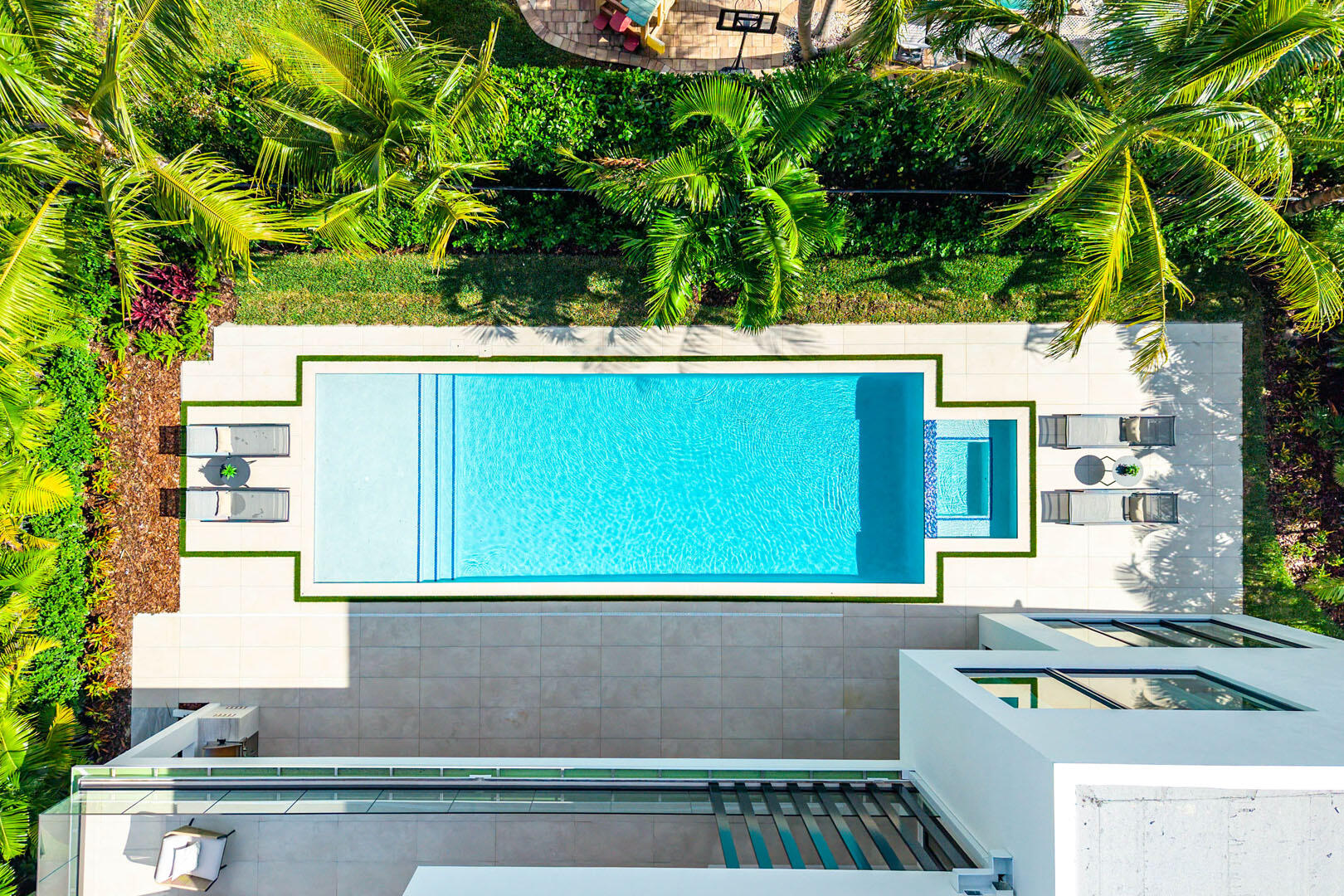 2240 Date Palm Road Boca Raton, FL 33432 - Photo 85 of 89 a view of outdoor kitchen with sink and outdoor seating