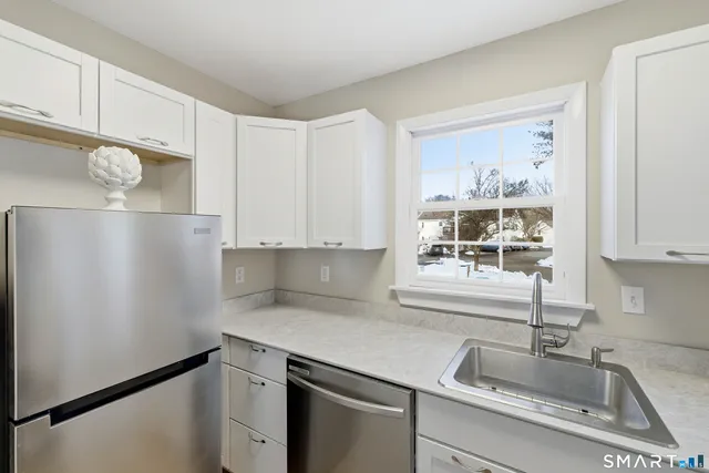 $249,900 | 54 Rope Ferry Road, Unit C42, Waterford, CT 06385