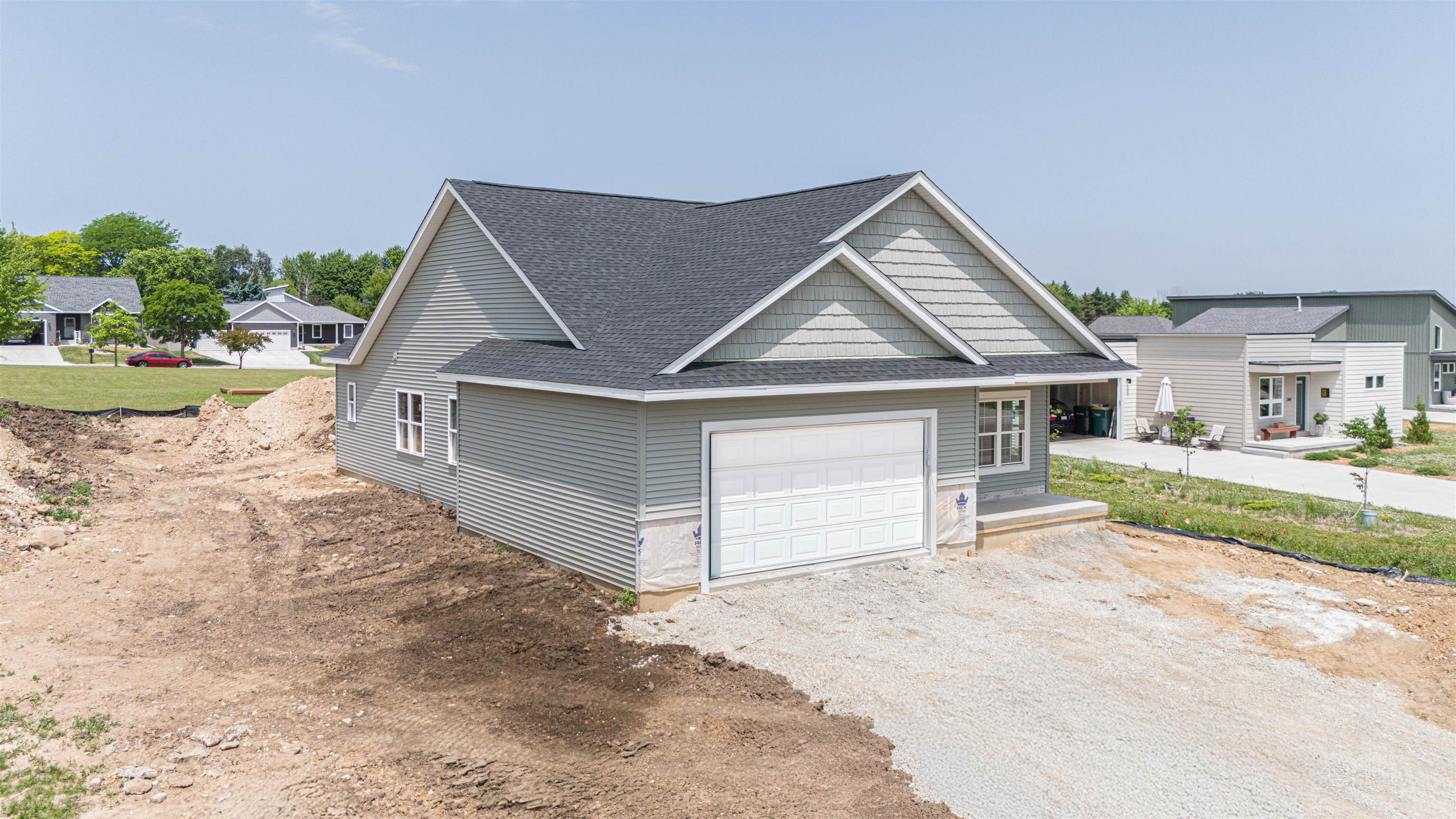 336 Sandmar Drive Ripon, WI 54971 - Photo 7 of 11