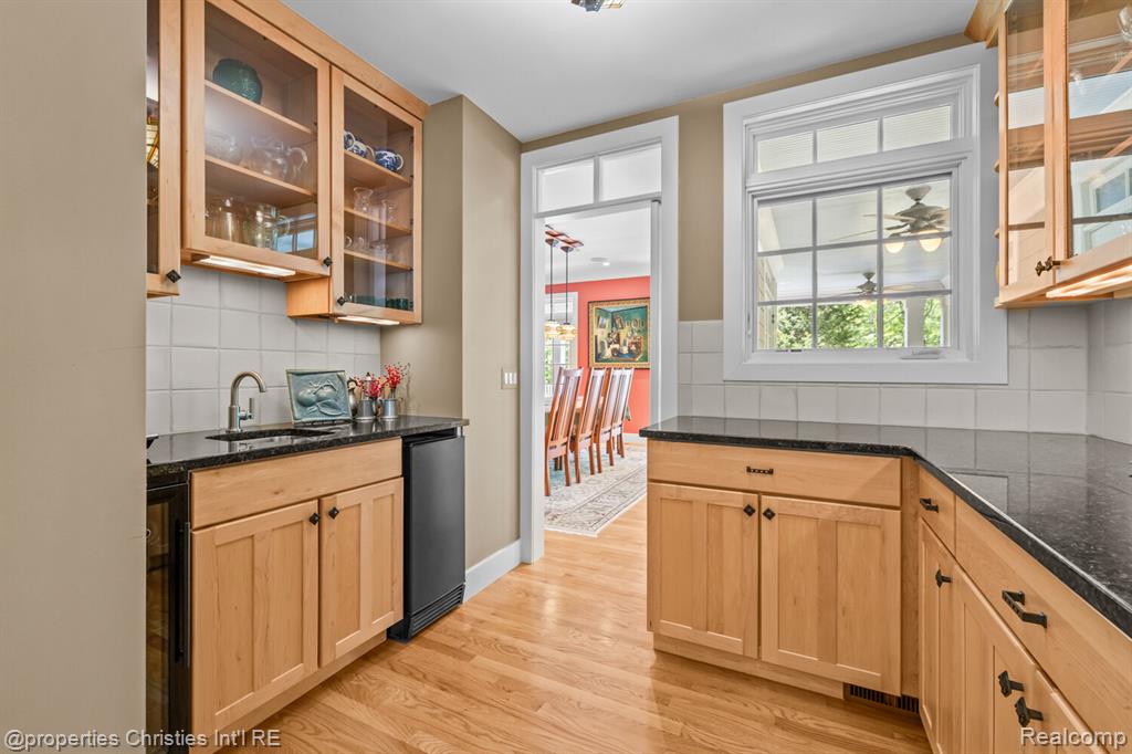 1041 Greentree Road Bloomfield Hills, MI 48304 - Photo 15 of 70