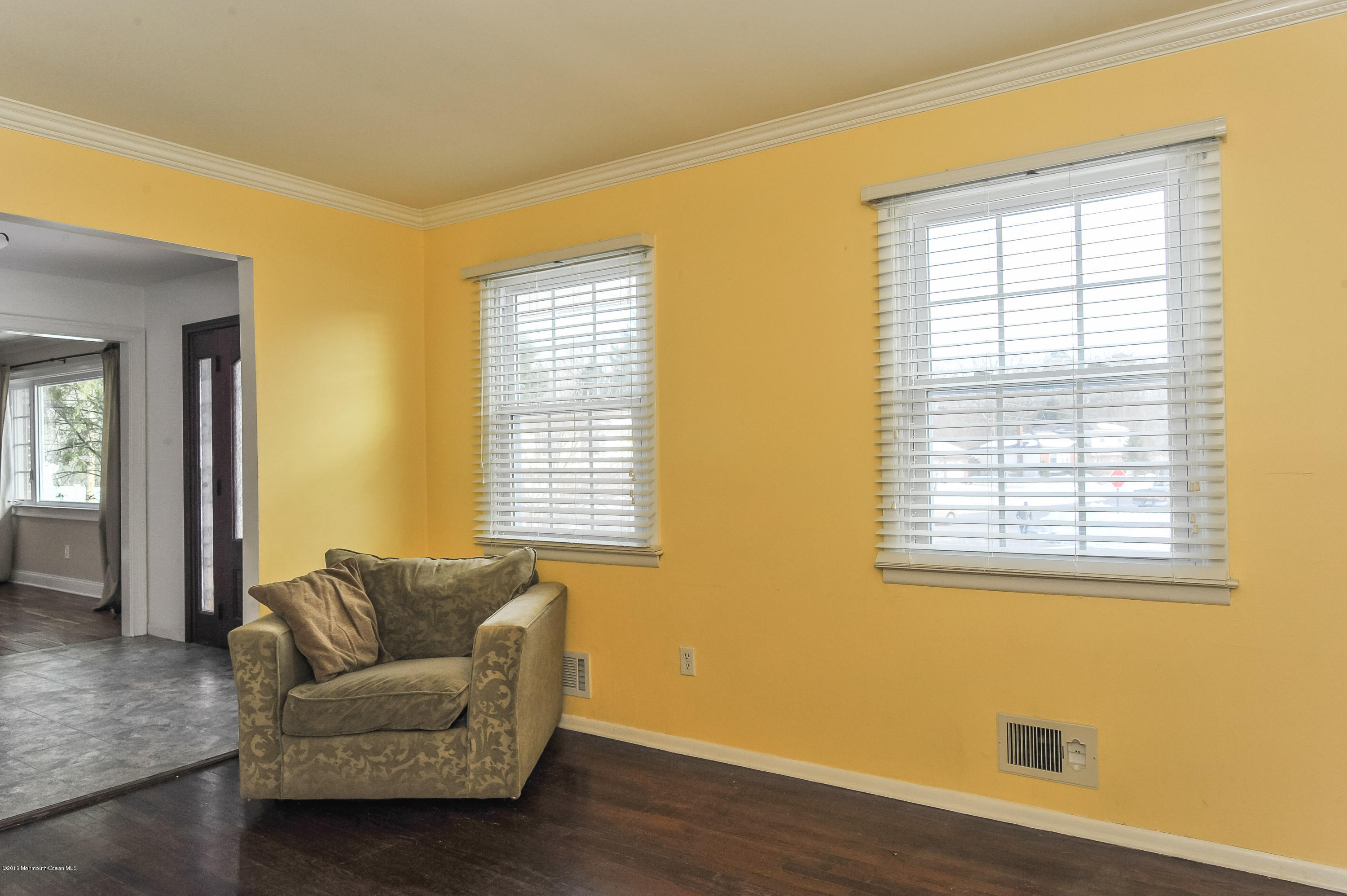 125 Newbury Road Howell, NJ 07731 - Photo 4 of 22 DSC_1105-17