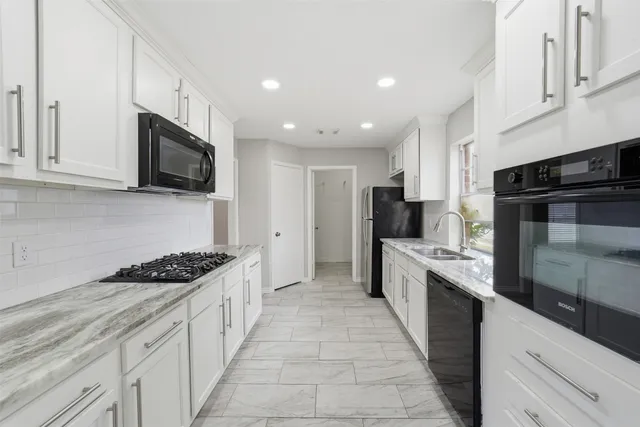 $2,100 | 926 Comstock Springs Drive, Katy, TX 77450