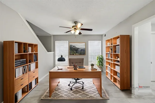 $2,100 | 926 Comstock Springs Drive, Katy, TX 77450