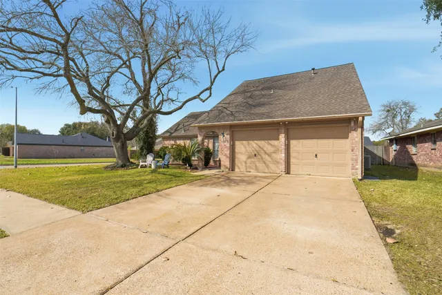 $2,100 | 926 Comstock Springs Drive, Katy, TX 77450