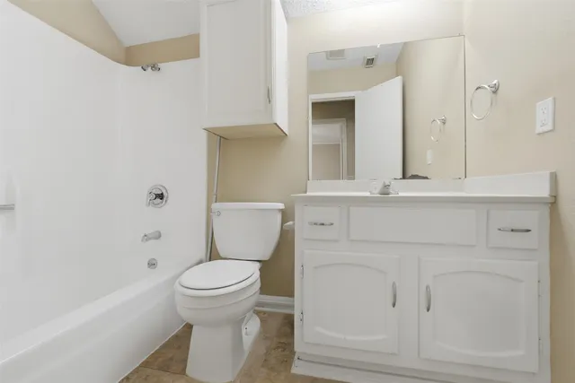 $2,100 | 926 Comstock Springs Drive, Katy, TX 77450