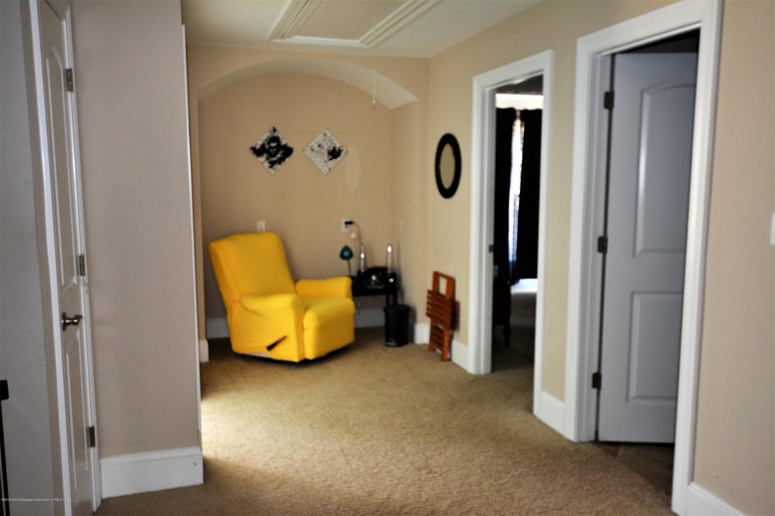 3368 Scott Road Hernando, MS 38632 - Photo 17 of 22 Sitting area upstairs