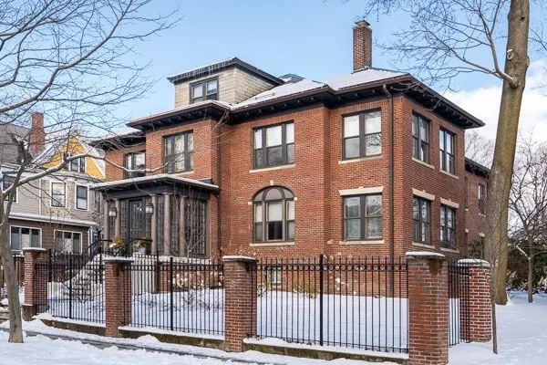 $2,399,000 | 157 Babcock Street, Unit 1, Brookline, MA 02446