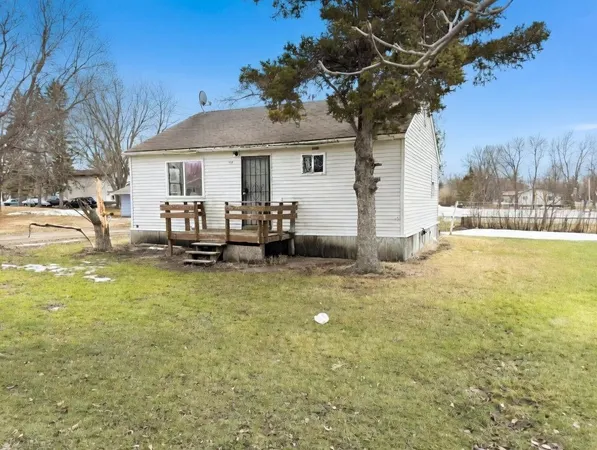 $49,500 | 516 West Minnesota Avenue, Mahnomen, MN 56557