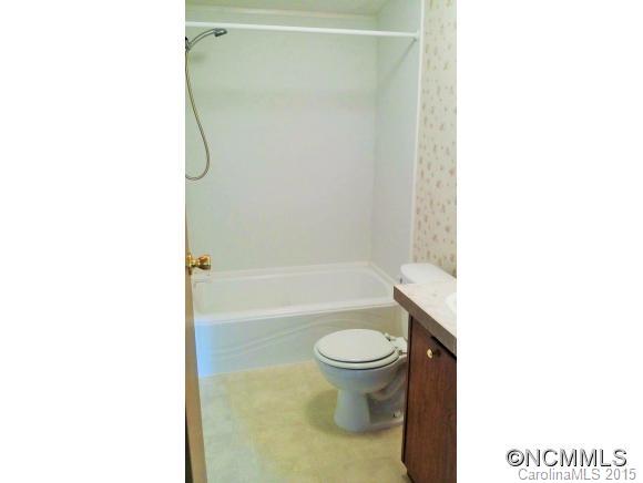 204 Creek Circle Road Fairview, NC 28730 - Photo 13 of 16 Gallery Image 13