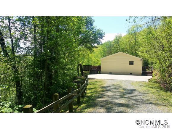 204 Creek Circle Road Fairview, NC 28730 - Photo 3 of 16 Gallery Image 3