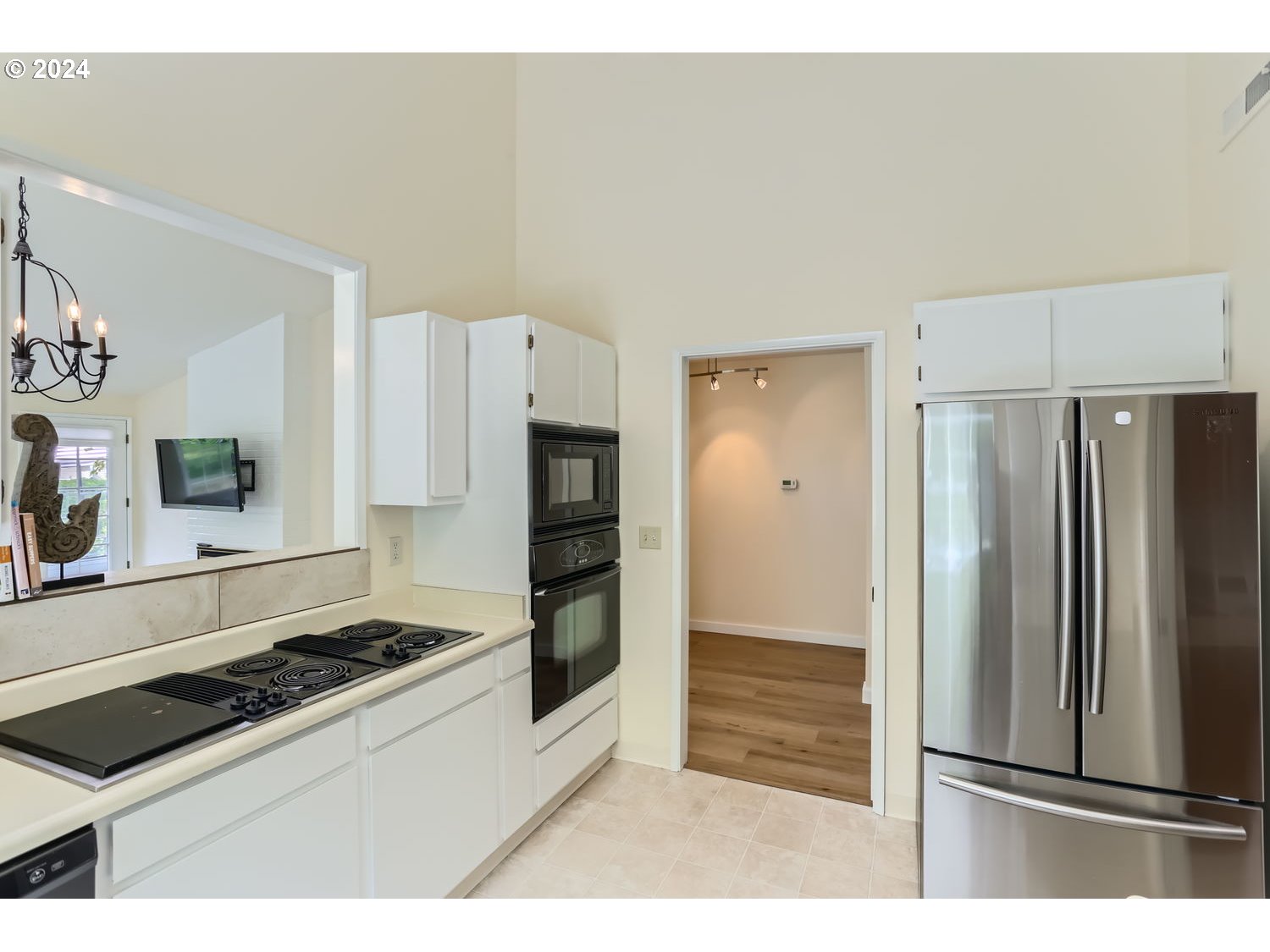 13775 Southwest Scholls Ferry Road, Unit 1 Beaverton, OR 97008 - Photo 11 of 28 Gallery Image 11