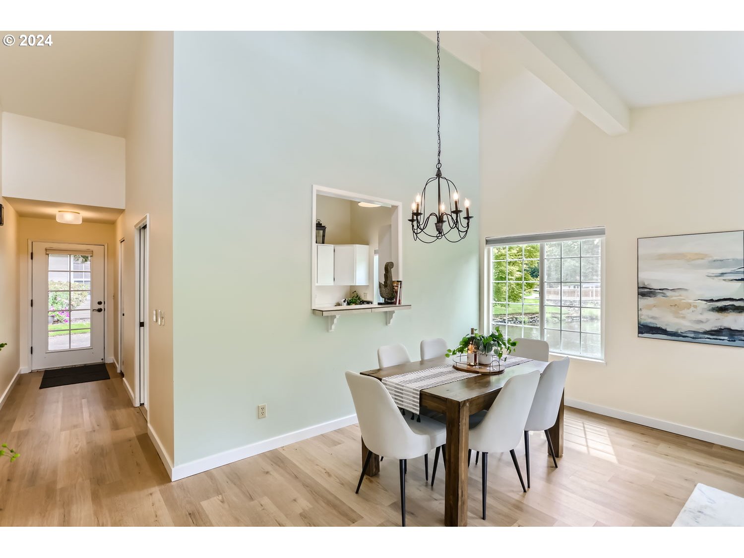 13775 Southwest Scholls Ferry Road, Unit 1 Beaverton, OR 97008 - Photo 8 of 28 Dining Area