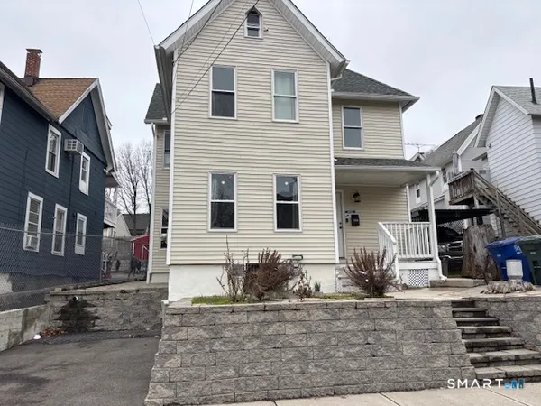 $3,000 | 203 Benham Avenue, Bridgeport, CT 06605