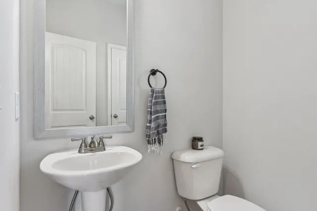 $2,250 | 566 Skye Drive, Commerce, GA 30529