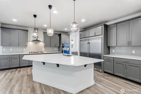$799,950 | 13022 157th Street East, Puyallup, WA 98374