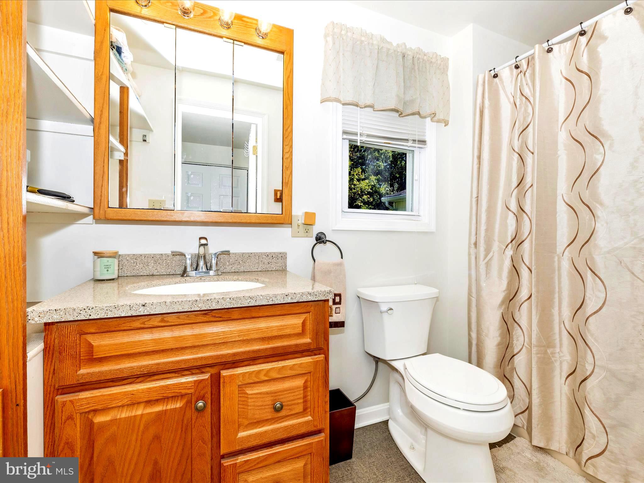 10317 Putman Road Frederick, MD 21702 - Photo 16 of 44 Bathroom - Main Level