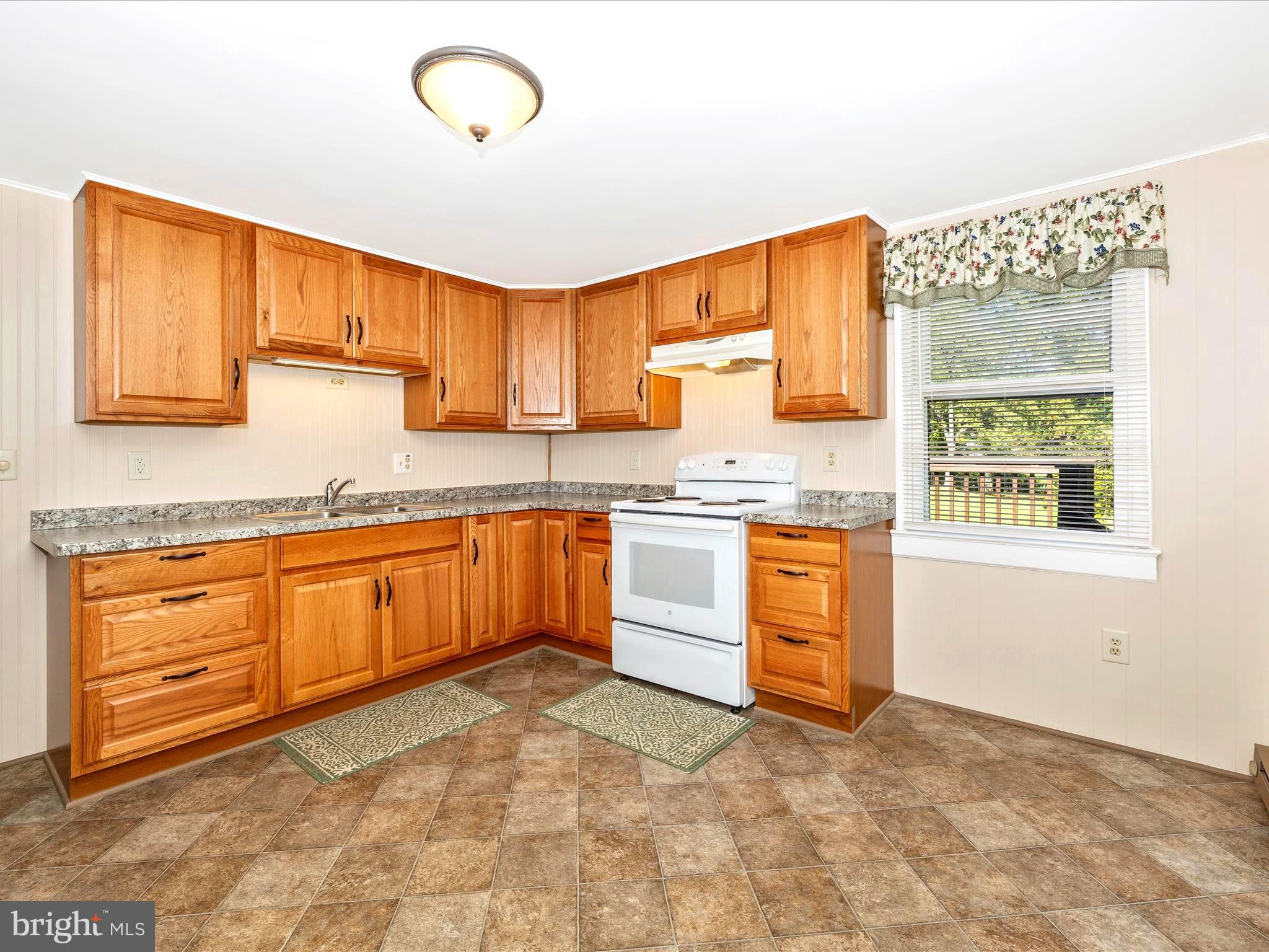 10317 Putman Road Frederick, MD 21702 - Photo 34 of 44 2nd Kitchen