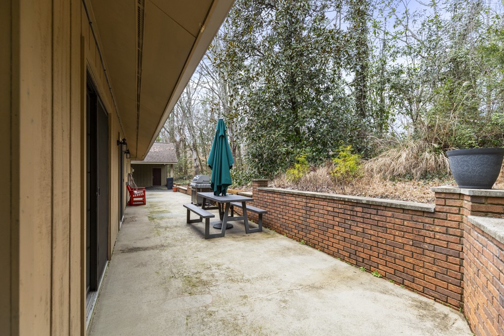 322 Dutch Fork Road West Union, SC 29696 - Photo 29 of 37 Gallery Image 29