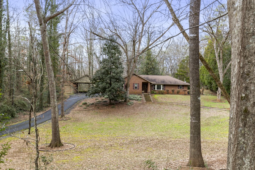 322 Dutch Fork Road West Union, SC 29696 - Photo 36 of 37 Gallery Image 36