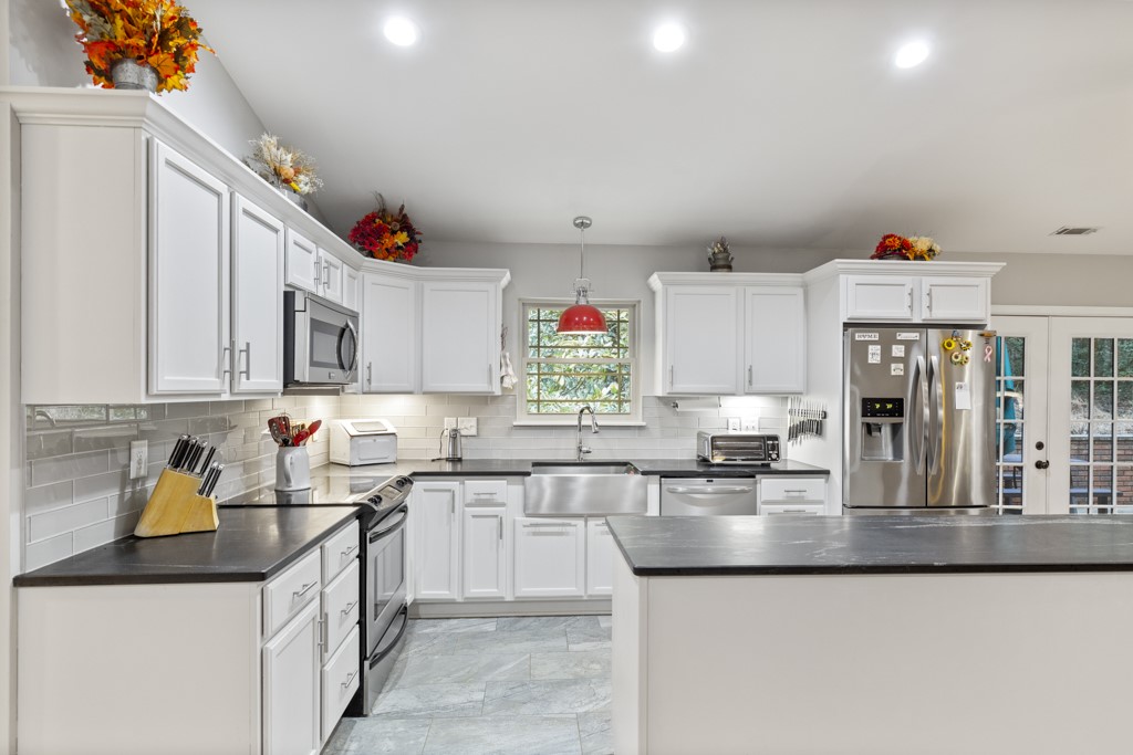322 Dutch Fork Road West Union, SC 29696 - Photo 5 of 37 Gallery Image 5