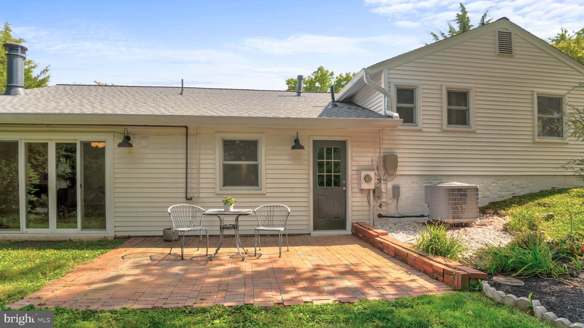 4014 Lees Corner Road Chantilly, VA 20151 - Photo 11 of 29 Rear Patio