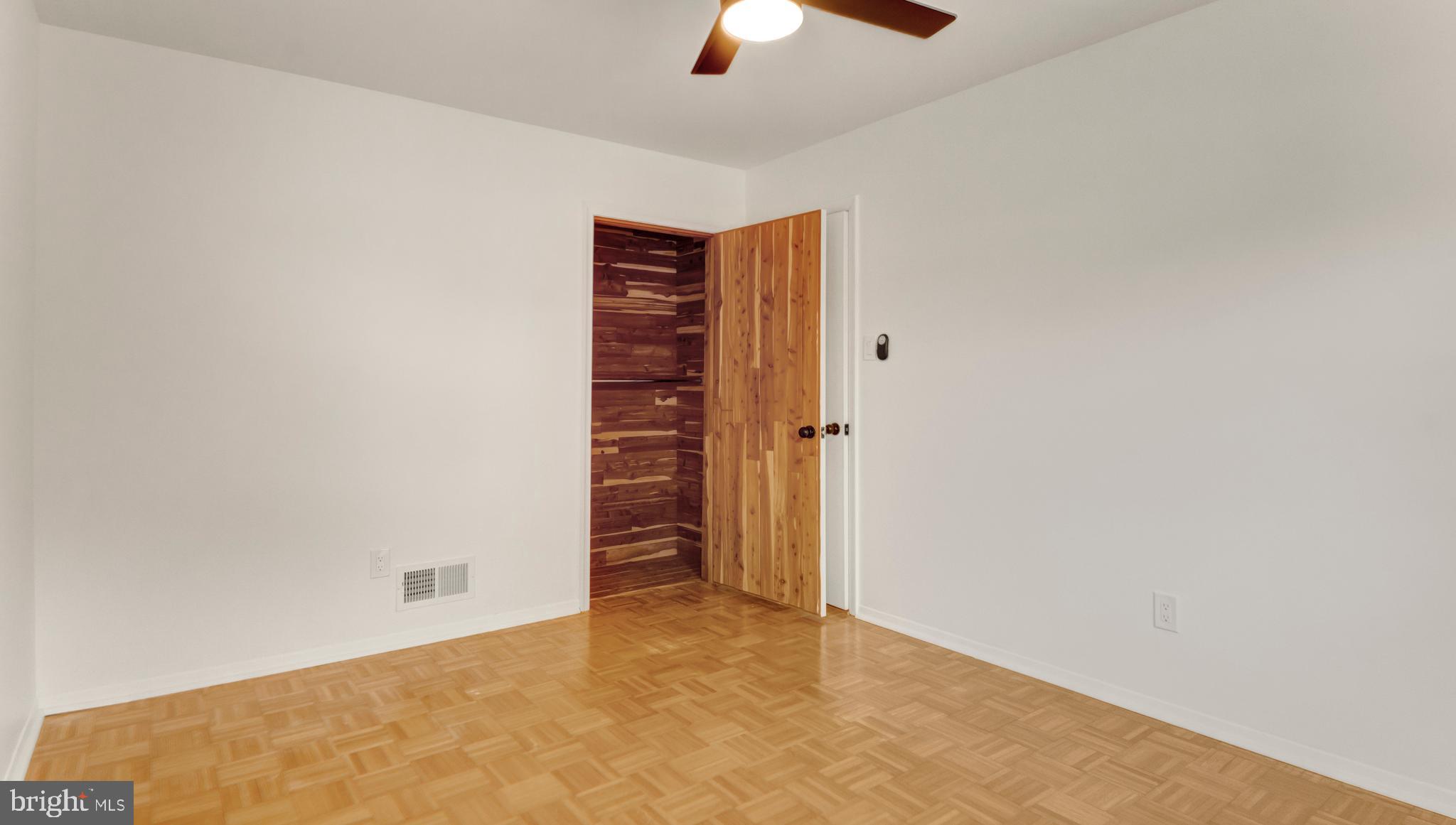 4014 Lees Corner Road Chantilly, VA 20151 - Photo 21 of 29 Bedroom 2