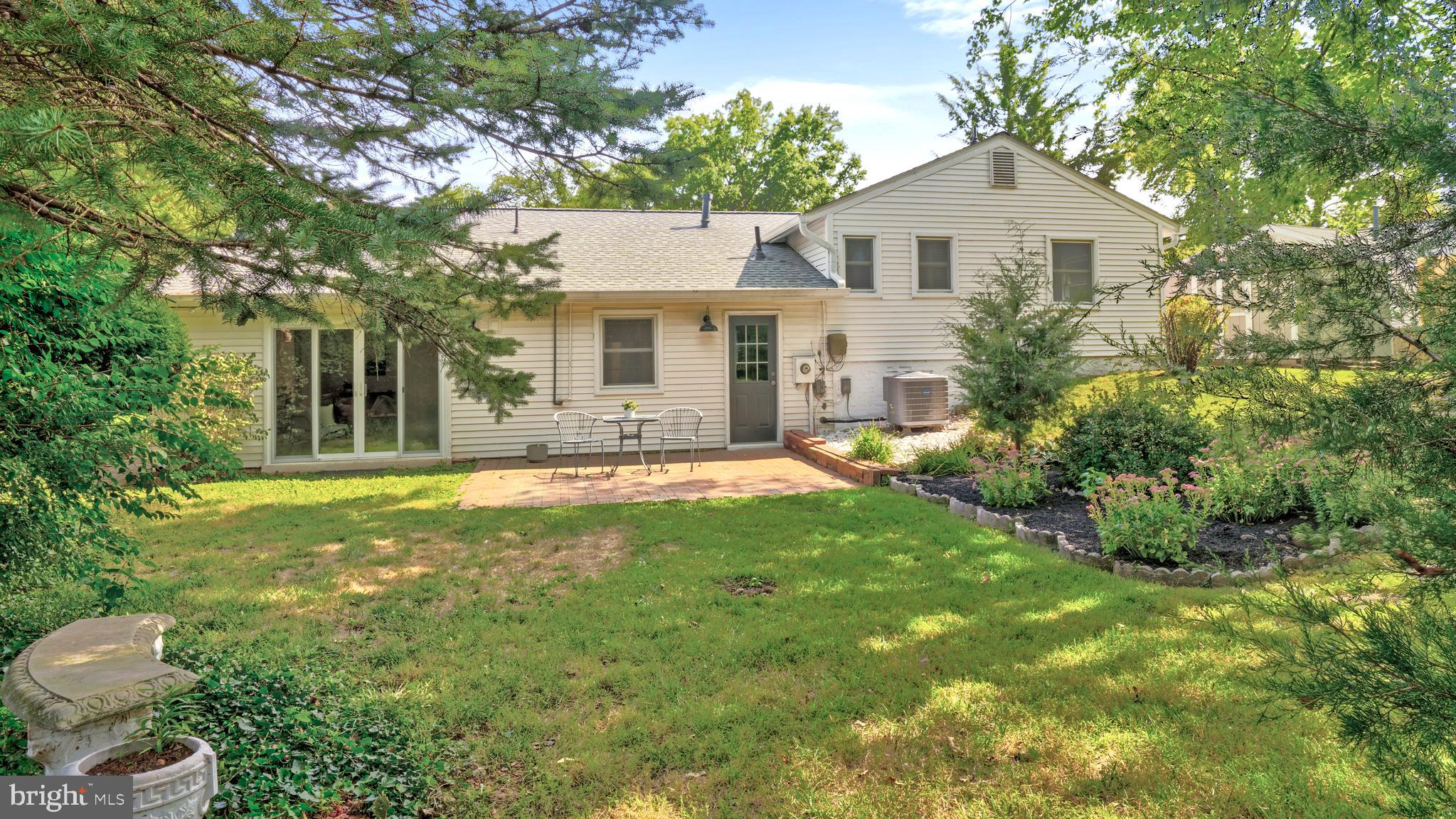 4014 Lees Corner Road Chantilly, VA 20151 - Photo 25 of 29 Rear Yard Oasis